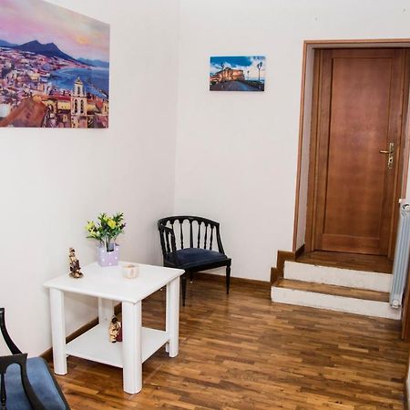 O' Sole E' Napule Bed & Breakfast Napoli Bagian luar foto