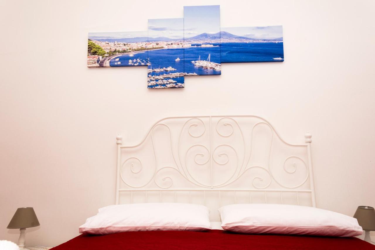 O' Sole E' Napule Bed & Breakfast Napoli Bagian luar foto