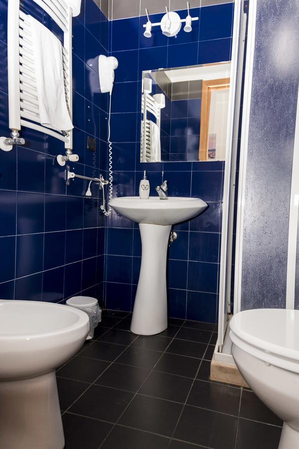 O' Sole E' Napule Bed & Breakfast Napoli Bagian luar foto