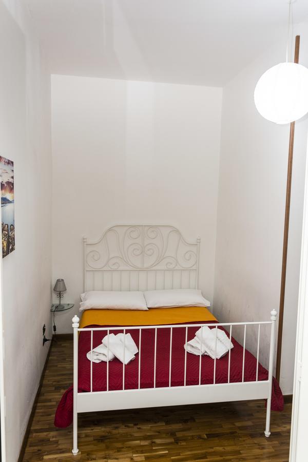 O' Sole E' Napule Bed & Breakfast Napoli Bagian luar foto