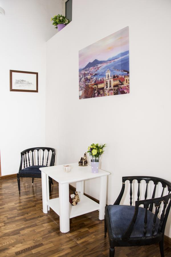O' Sole E' Napule Bed & Breakfast Napoli Bagian luar foto